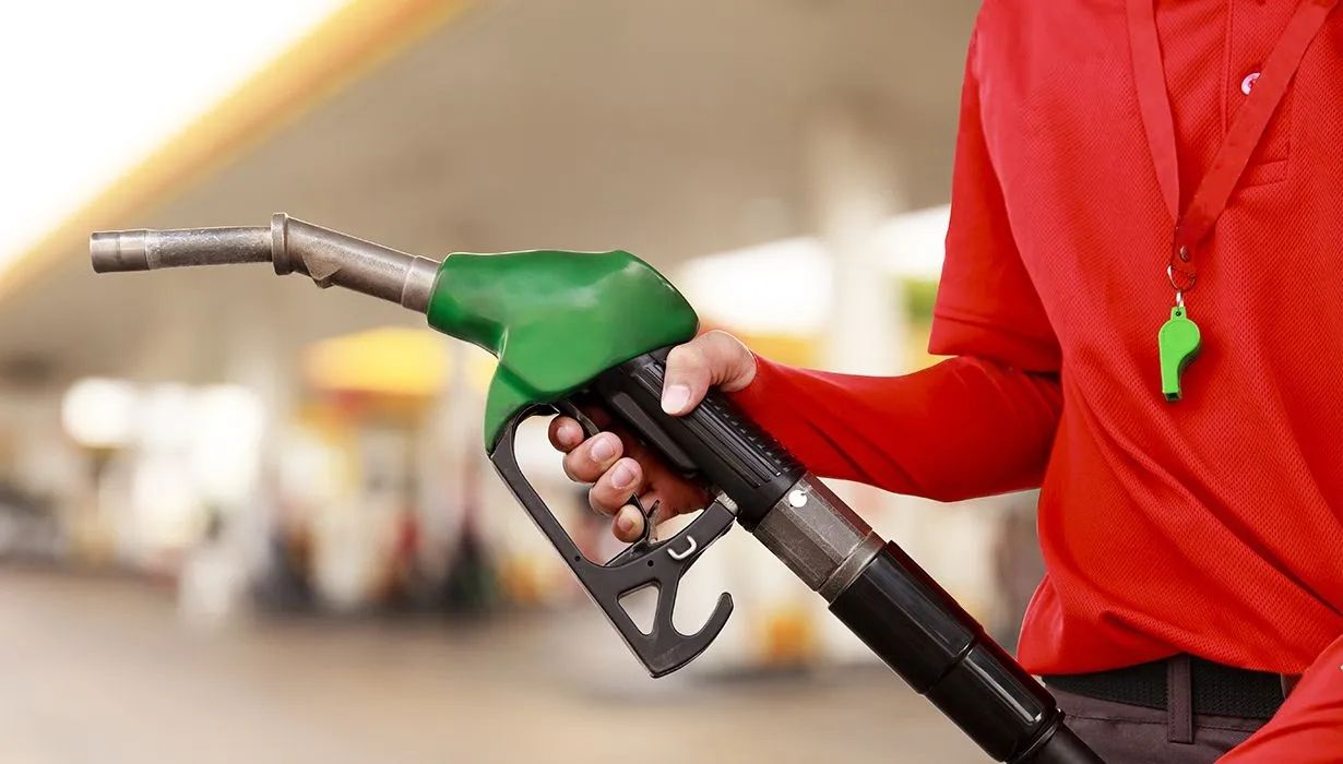 Araç sahiplerine kötü haber: Benzine zam geldi! 3