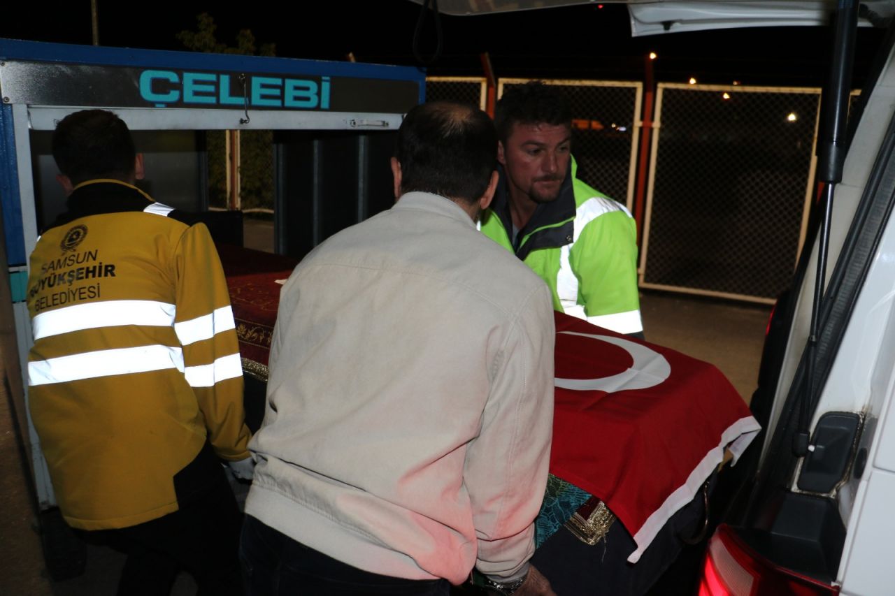 Solingen faciasında 5 evladını kaybetmişti... Barışın simgesi Mevlüde Ana'ya 29 yıl sonra o sokakta veda... 6