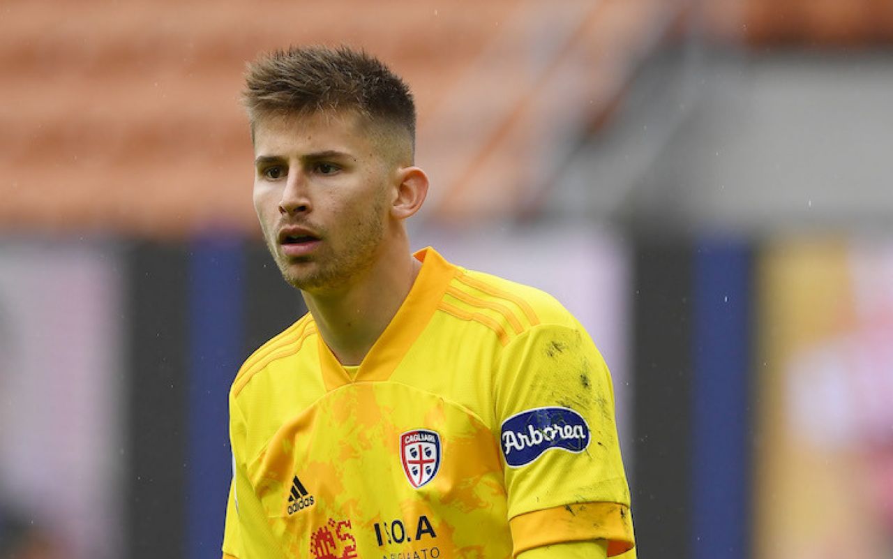 Aslan'nın kalesine Serie A'dan eldiven! 2 dev talibi daha var... 6