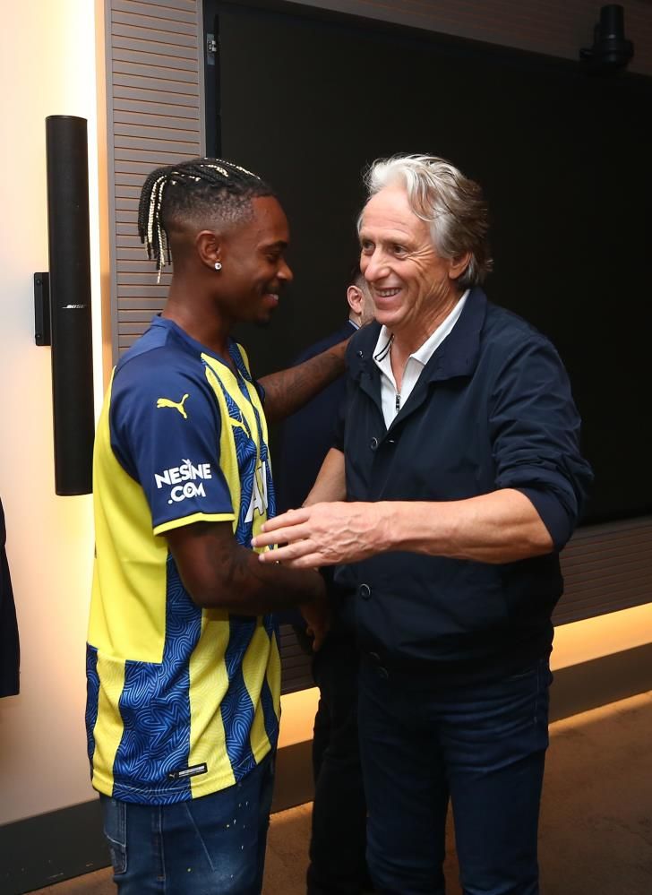 Fenerbahçe'de flaş ayrılık! Yıldız isim... 9