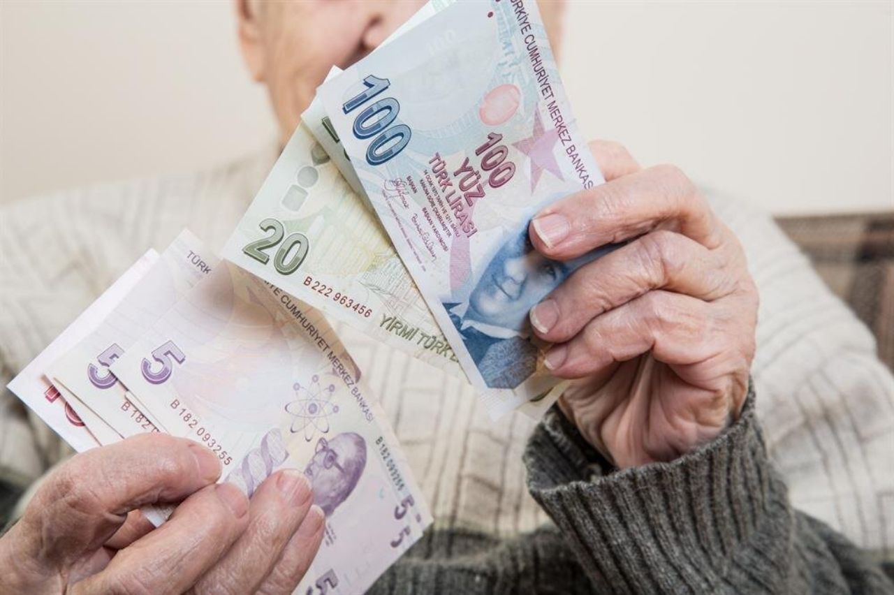 Emeklilerin merakla beklediği gün geldi! Bankalar emekli promosyonlarına zam yaptı 5