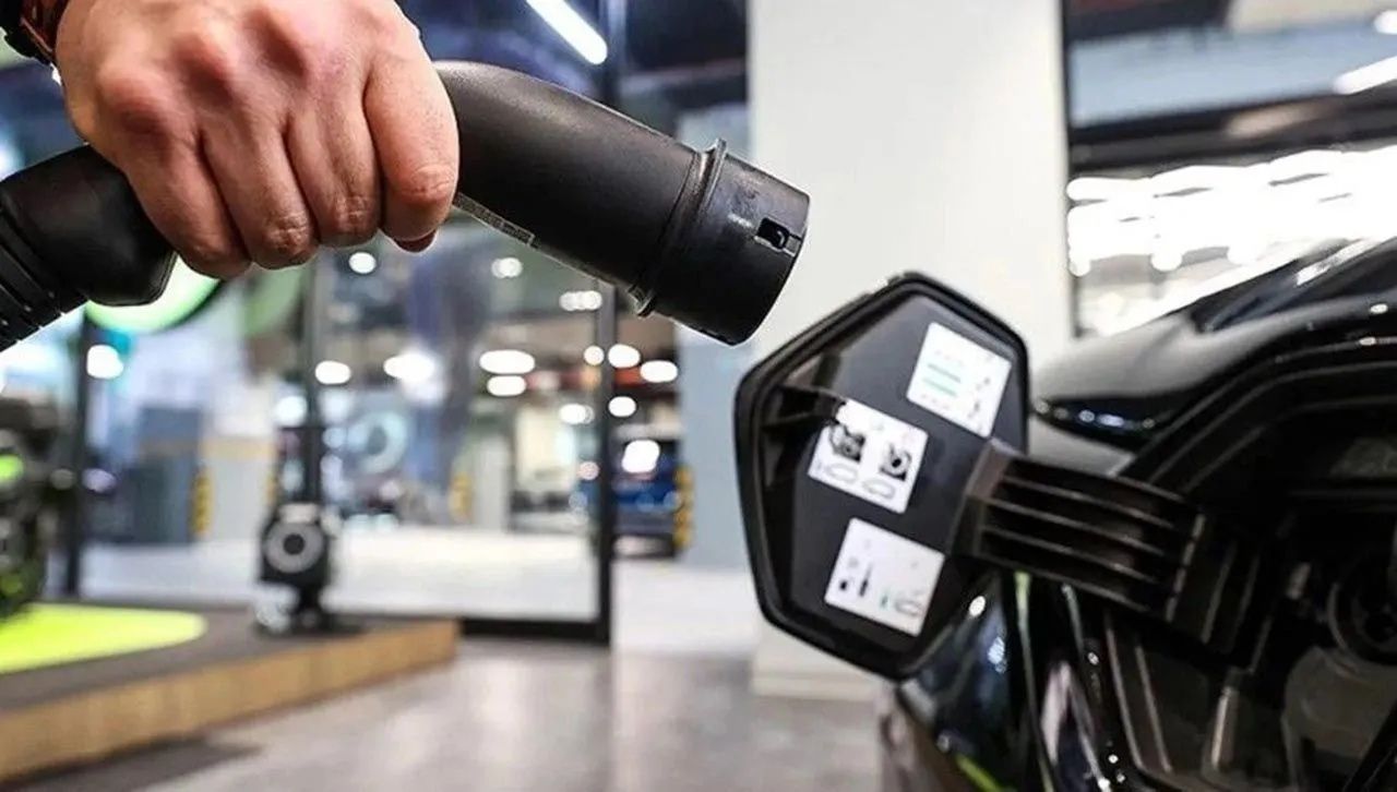 Bu Otomobilde ÖTV Yok! 174 Bin Liraya Elektrikli Sıfır Araç Satılıyor 4