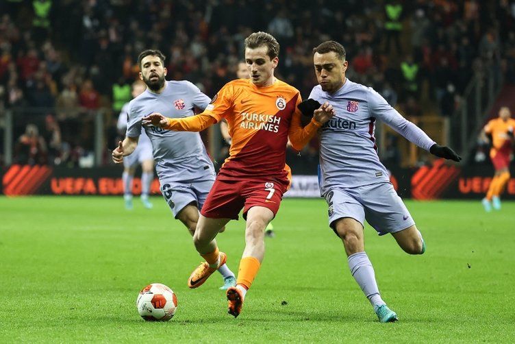 Galatasaray'ın yıldızı Premier Lig yolcusu! Dev transfer İngiliz basınına duyuruldu... 1