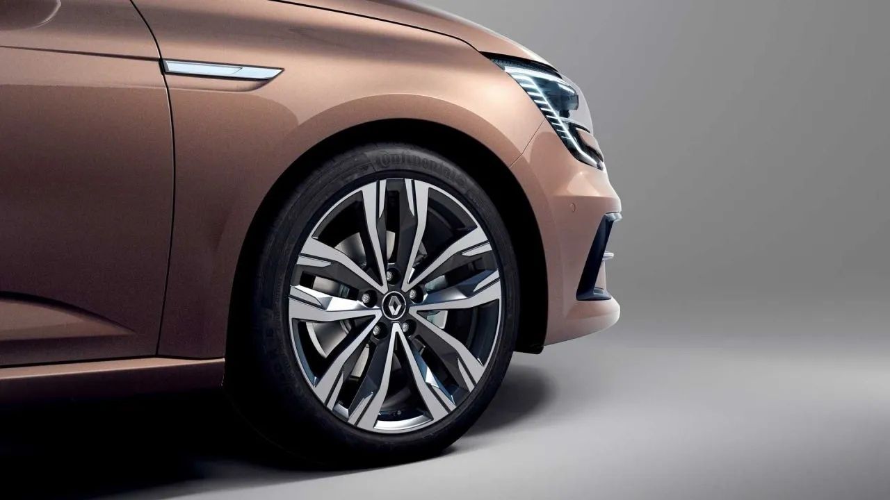 Renault Kasım Fiyat Listesi Tam İstediğiniz Gibi! Otomotik Olanları Daha da Ucuz 1