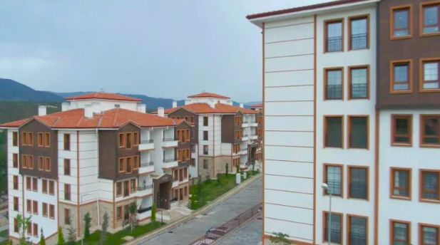 Sosyal konutta kura heyecanı: 12 ilin kura tarihleri belli oldu 7