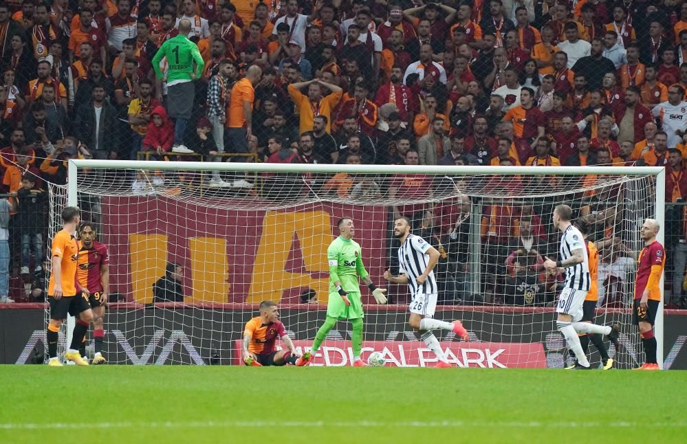 Flaş! Beşiktaş'ta şok eden ayrılık 2