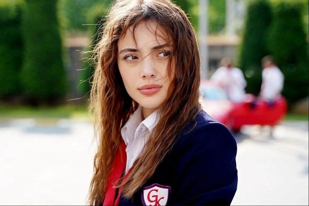 En Çok Konuşulan Kadın Dizi Oyuncusu Belli Oldu! Neslihan Atagül, Sıla Türkoğlu Bile En Geride Kaldı! 5