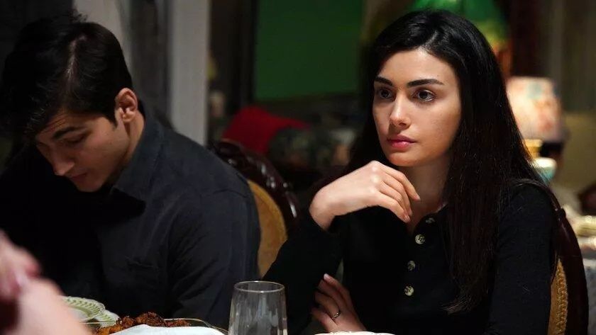 En Çok Konuşulan Kadın Dizi Oyuncusu Belli Oldu! Neslihan Atagül, Sıla Türkoğlu Bile En Geride Kaldı! 7