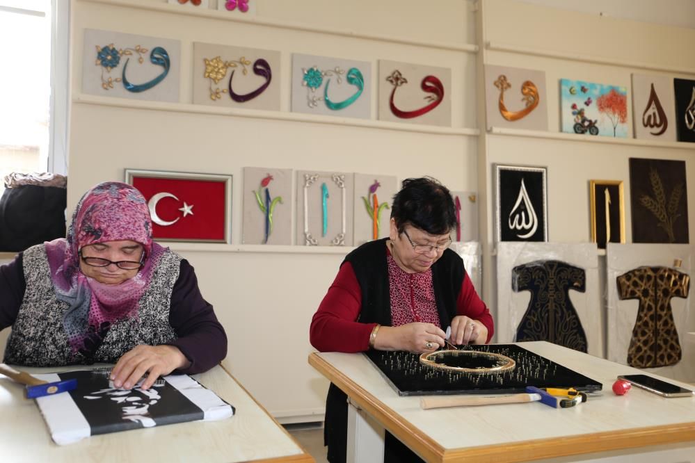 Sivrihisar Belediyesi sanat atölyelerinde kadınlara yönelik kurslar açıldı 2