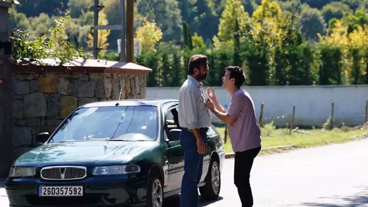 Darmaduman Dizisi Yeni Bölümünde Duyanı Şaşırtan Olay! Zirveye Sıçratacak Haber Var 11