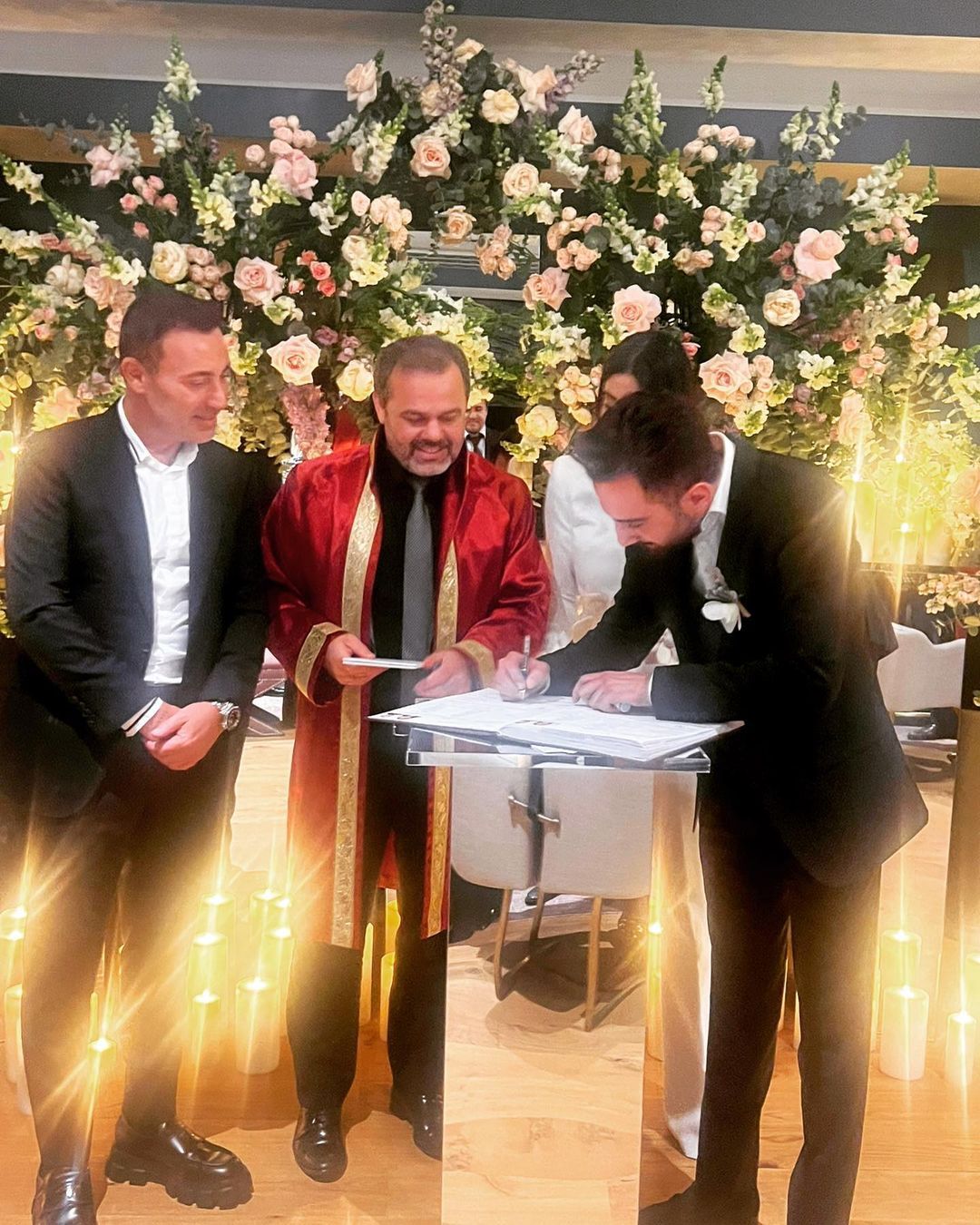 Melis Sütşurup'un kardeşi Simge Sütşurup dünyaevine girdi! Nikah şahidi Mustafa Sandal oldu 4