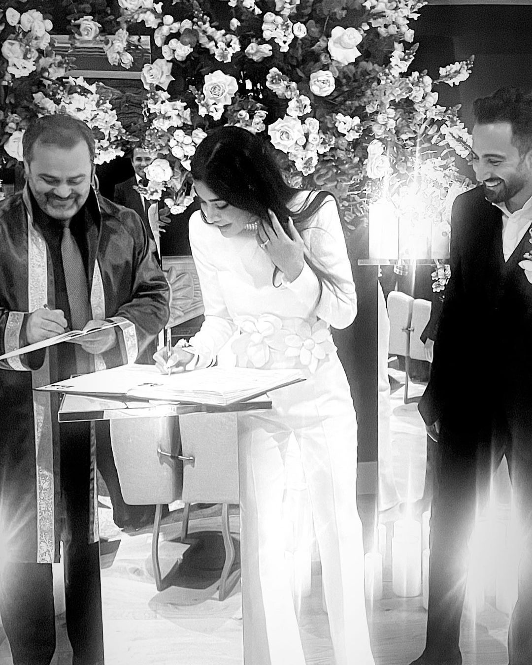 Melis Sütşurup'un kardeşi Simge Sütşurup dünyaevine girdi! Nikah şahidi Mustafa Sandal oldu 7