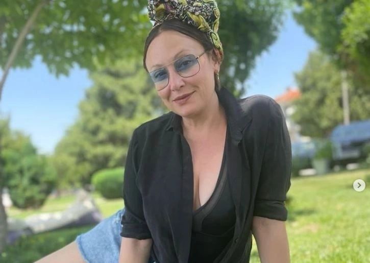 En Popüler 50 Oyuncu Listesinde Zirveye Yerleşti! Ne Demet Özdemir, Ne Hande Erçe! 13