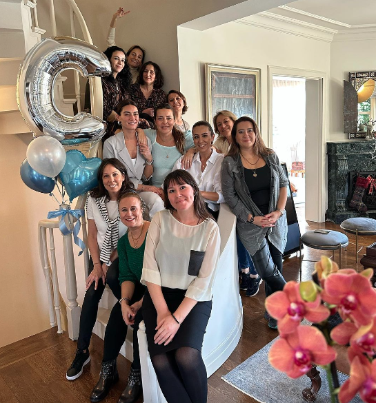 Doğum için gün sayan Burcu Kara baby shower yaptı 6