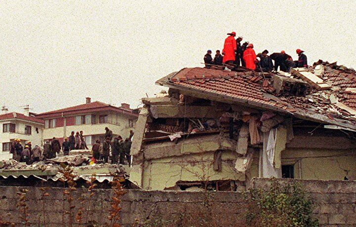 Uzman isimden deprem uyarısı: "Her yıl 3 santimetre yer değişikliği oluyor" 5
