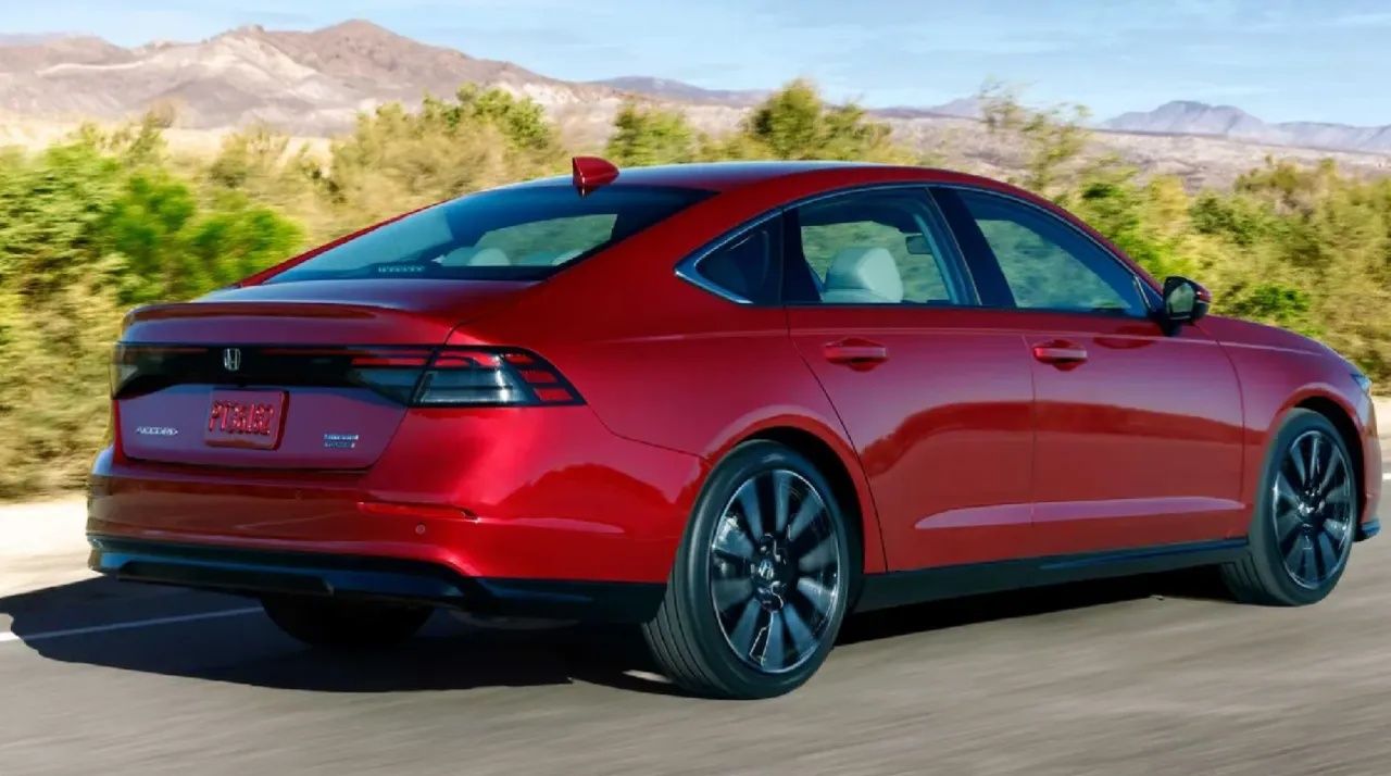 Honda Accord 2023 Özellikleri Göz Dolduruyor! Honda Accord Fiyatı ve Yeni Tarzıyla Beğenildi 1