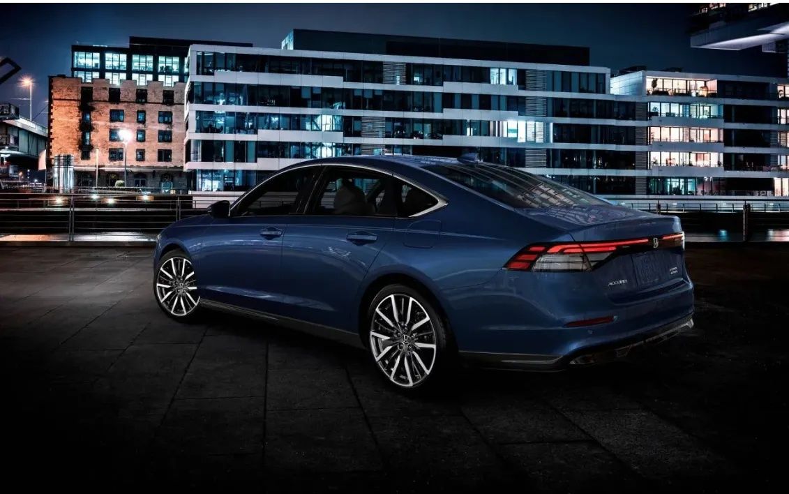 Honda Accord 2023 Özellikleri Göz Dolduruyor! Honda Accord Fiyatı ve Yeni Tarzıyla Beğenildi 8