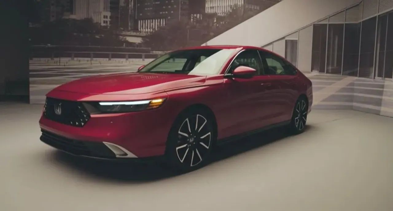 Honda Accord 2023 Özellikleri Göz Dolduruyor! Honda Accord Fiyatı ve Yeni Tarzıyla Beğenildi 9