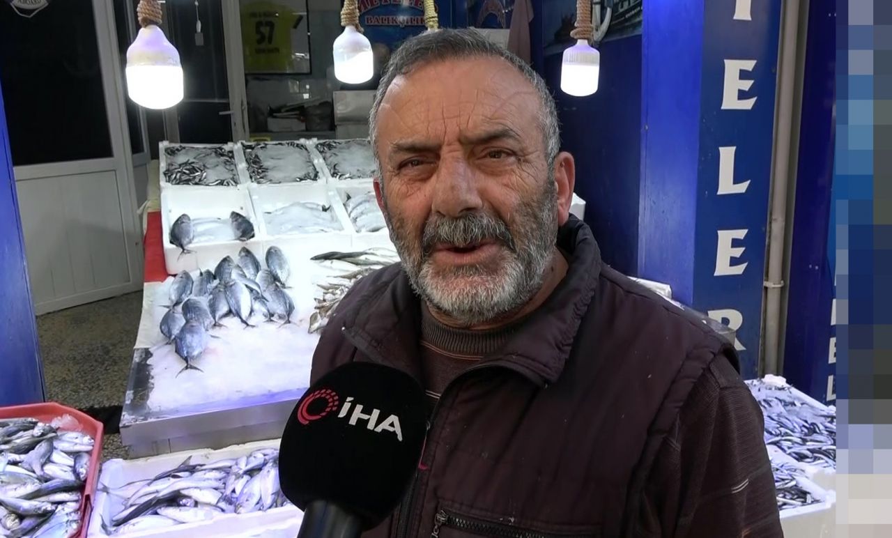 Sinop’ta tezgahları şenlendiren hamsiye rağbet var 3