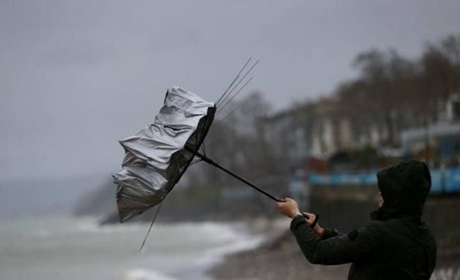 Meteorolojiden 37 ile sarı kodlu uyarı: Kuvvetli rüzgar ve fırtına bekleniyor 3