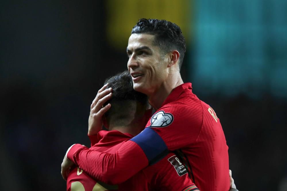 Galatasaray eski başkanı bombayı patlattı! Ronaldo... 8