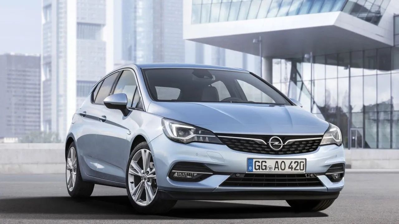 Opel Astra Kasım Fiyat Listesiyle Yeni Yılda Araba Sahibi Yapıyor 6