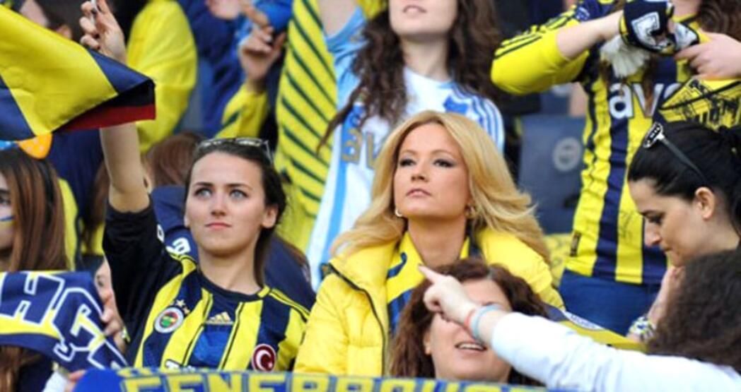 Oyuncu, şarkıcı, manken... Bakın hangi takımı tutuyorlar... 12