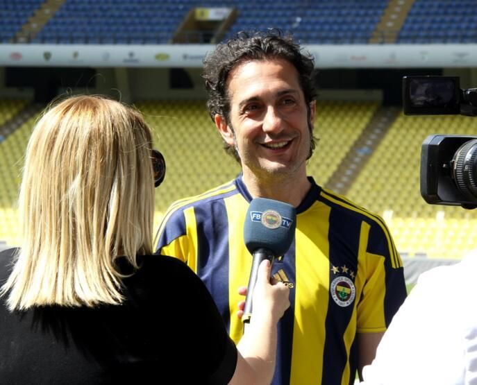 Oyuncu, şarkıcı, manken... Bakın hangi takımı tutuyorlar... 40