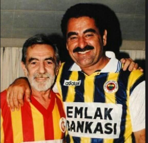 Oyuncu, şarkıcı, manken... Bakın hangi takımı tutuyorlar... 67