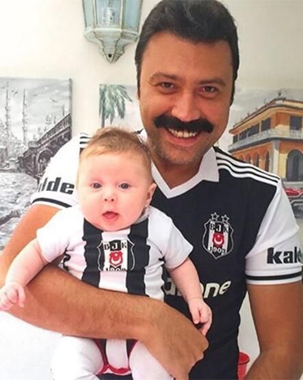 Oyuncu, şarkıcı, manken... Bakın hangi takımı tutuyorlar... 80