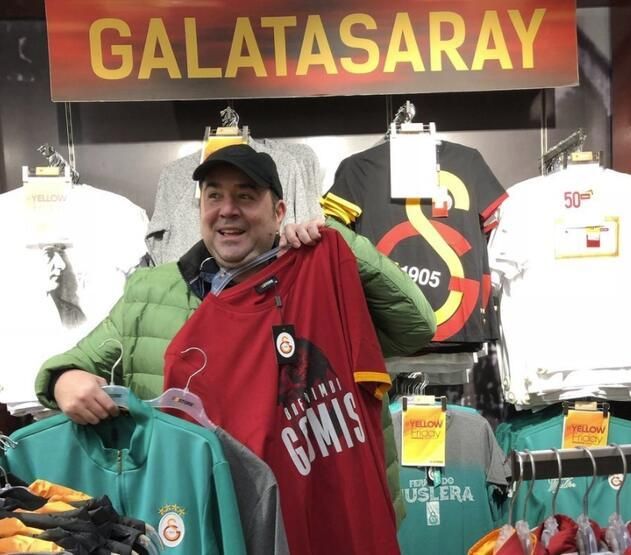 Oyuncu, şarkıcı, manken... Bakın hangi takımı tutuyorlar... 88