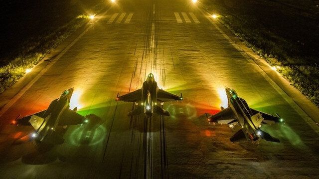 Siyasiler 'Pençe-Kılıç Hava Harekatı'na paylaşımlarıyla destek verdi 1