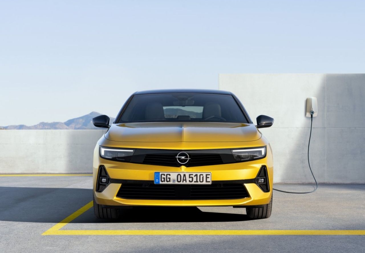 Opel Astra'ya bir ödül daha! 2022 altın direksiyon ödülü Opel Astra’nın oldu 4