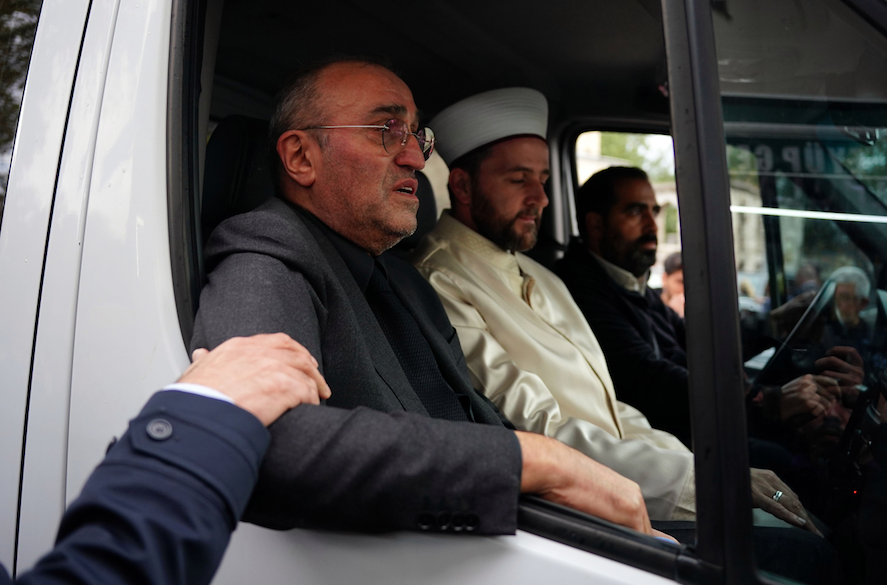 Abdurrahim Albayrak'ın torunu Batuhan Bostancı gözyaşları içinde son yolculuğuna uğurlandı 6
