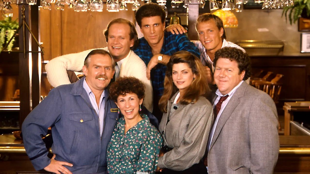 Gülmelere doyamayacağınız sitcom dizileri 8