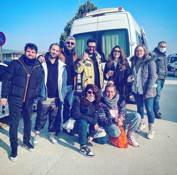 Amasya'daki trafik kazasında hayatını kaybeden tiyatro yapımcısı Tolga Güleryüz'e acı veda 1