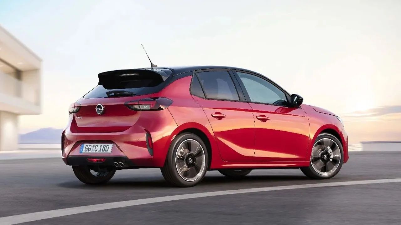 Opel Corsa Fiyat Listesiyle Yeni Yılda Ayaklarınız Yerden Kesilsin! 3