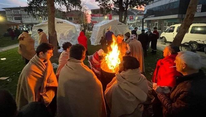 5,9'luk Düzce depremi sonrası Prof. Dr. Naci Görür'den dikkat çeken açıklama! 2