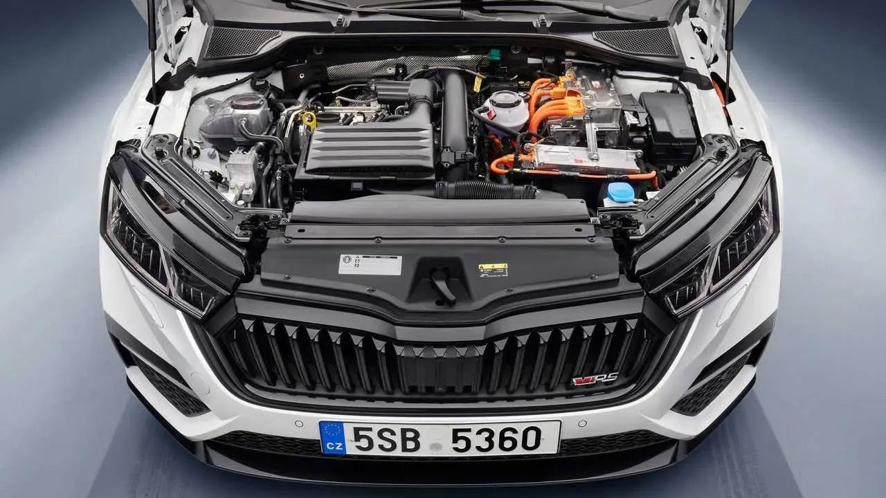 Skoda Octavia Fiyat Listesi Yüzleri Güldürdü! Octavia Fiyatlarını Gören Çıldırdı 14
