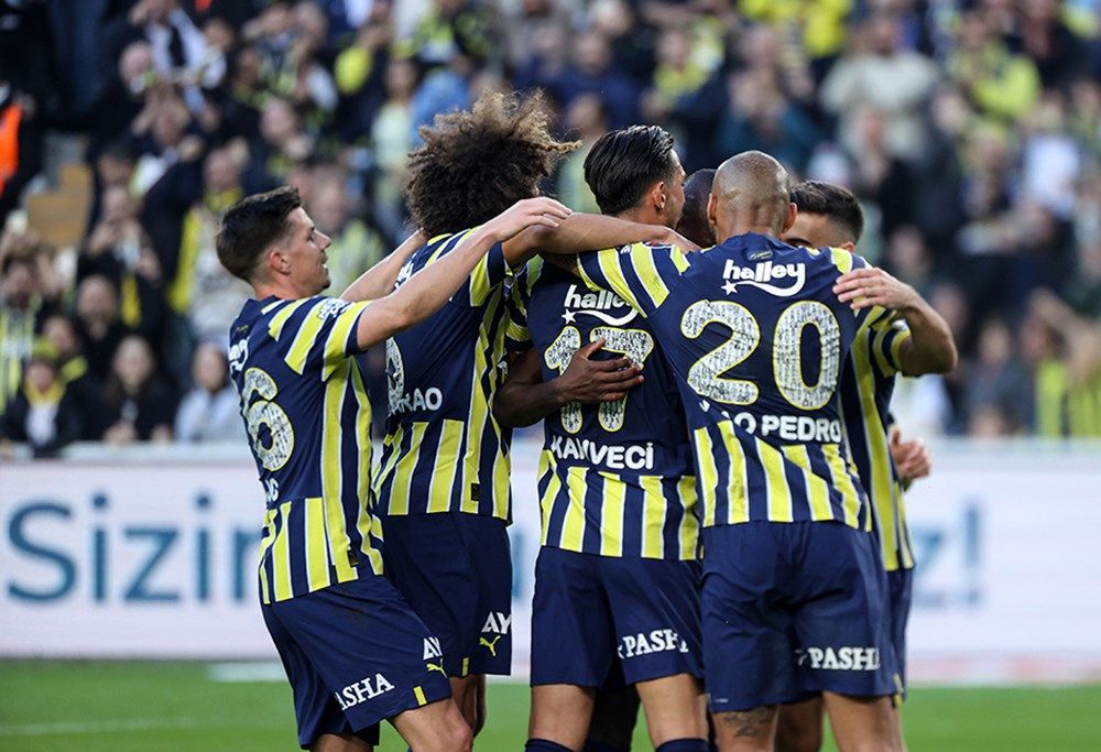 Fenerbahçe'ye bir Hollandalı star daha! Yıldız isim Sarı-Lacivertlilere önerildi... 1
