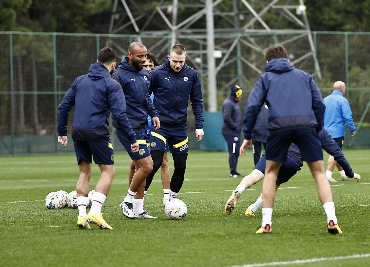 Joao Pedro'dan Fenerbahçe kararı! 10