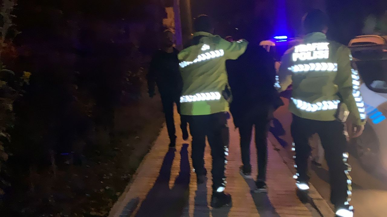 Çorum'da iki grup arasında kavga çıktı, bıçak çekildi, silah patladı... Polis aracına kurşun isabet etti 3