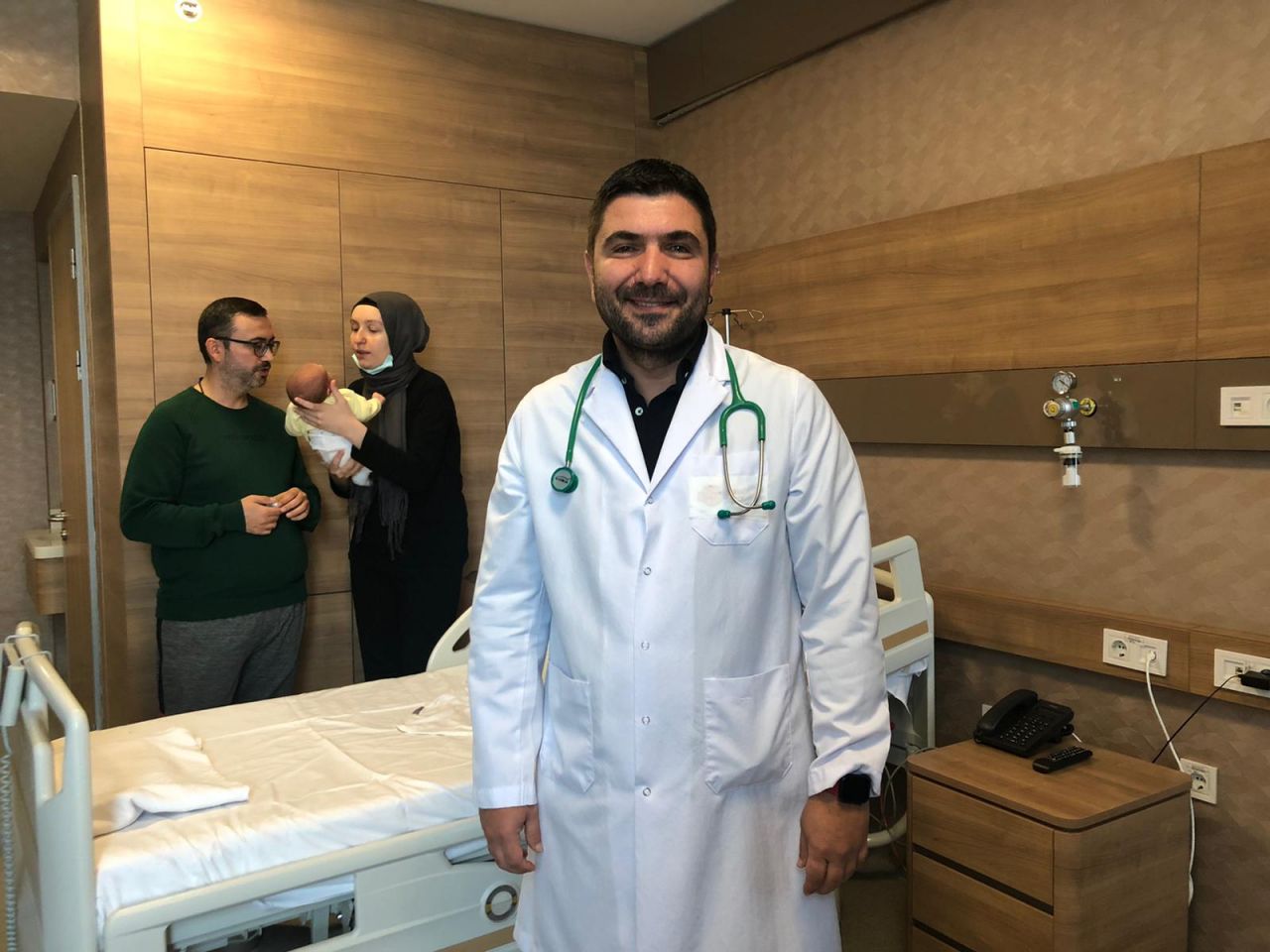 Bağırsakları göğüs kafesinde doğdu! 3 günlükken bıçak altına yatan Hamza bebekten haber var! 4