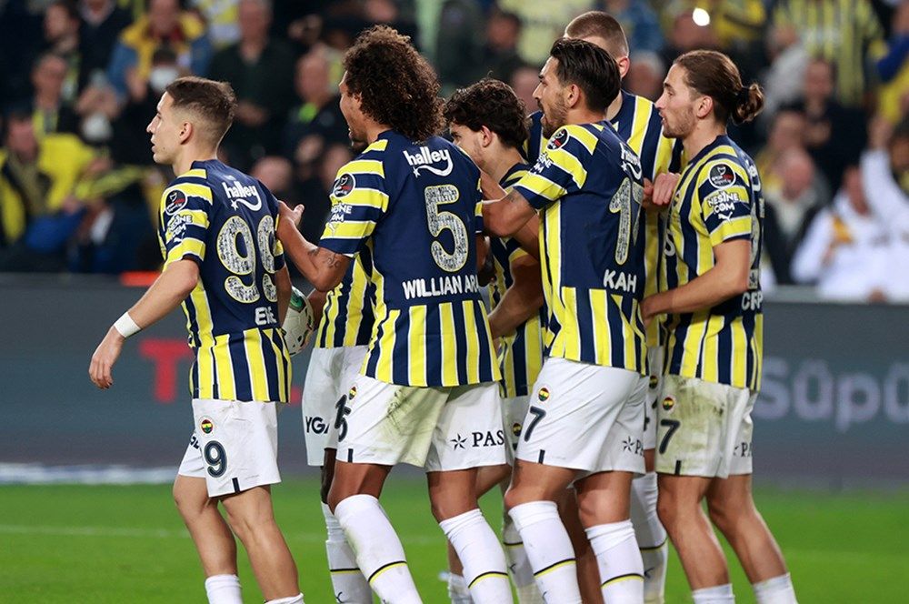 Transferde dev kapışma! Fenerbahçe ve Galatasaray o golcü için karşı karşıya... 2