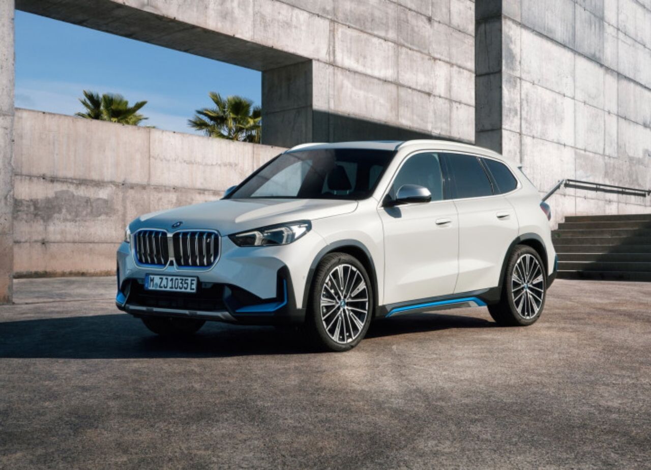 Çağın bir tık üzerinde! İşte BMW’nin tamamen elektrikli Teknolojik SUV modeli İX1 3