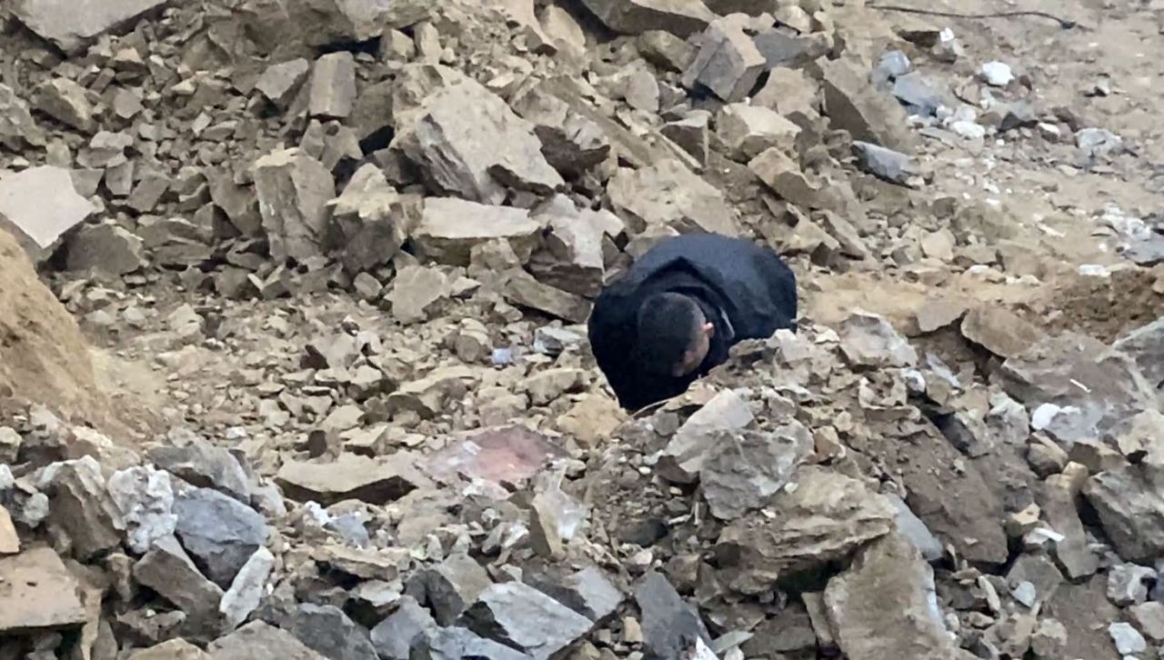 Kağıthane'de esrarengiz olay! Kazı sırasında kafatası ve iskelet bulundu! 2