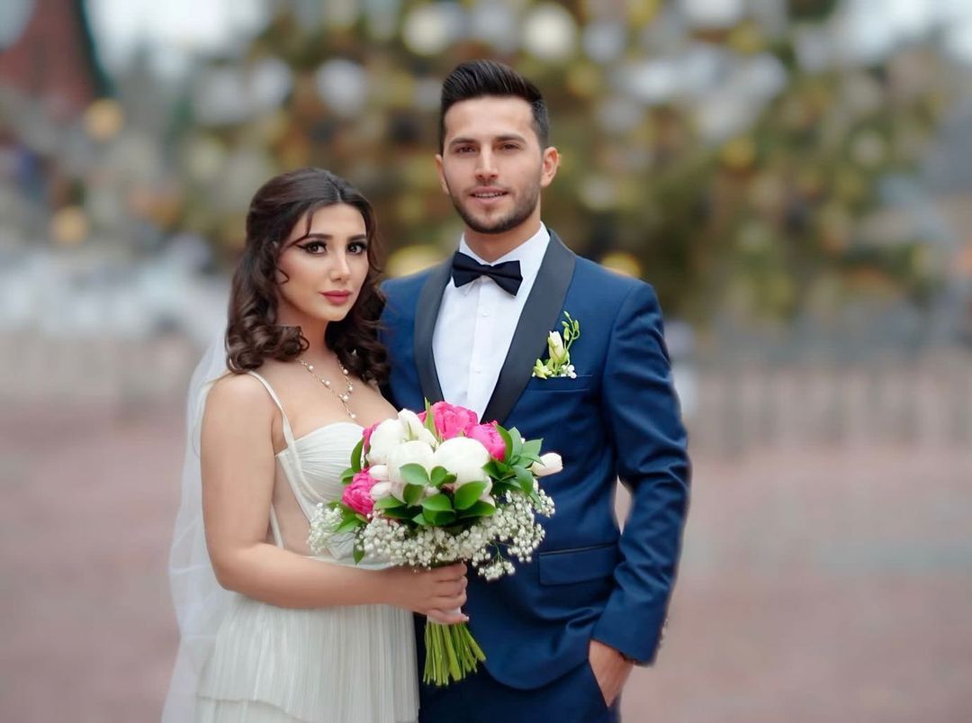 Türkücü Ceylan'ın kızı Melodi Bozkurt evlendi 1