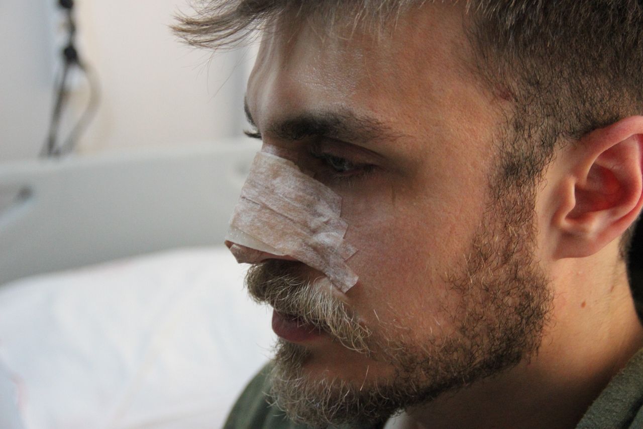 "Eşimin erkek doktora muayene olmasını istemiyorum" diyerek darp etmişti! İlk ifadesi ortaya çıktı: Bağırma sesleri geliyordu! 5