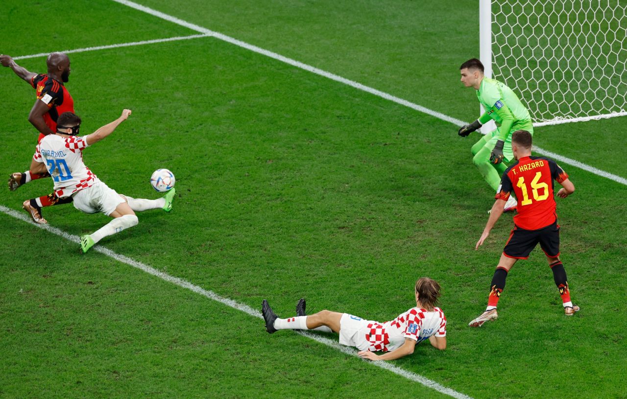 Lukaku kaçırdığı gollerle geceye damga vurdu 4
