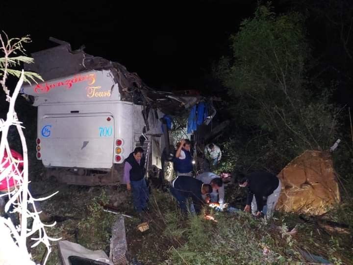 Meksika’da otobüs uçuruma yuvarlandı: 3 ölü, 36 yaralı 1